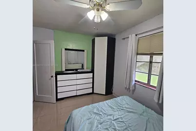1051 SW 72nd Ct, Miami, FL 33144 - Photo 17