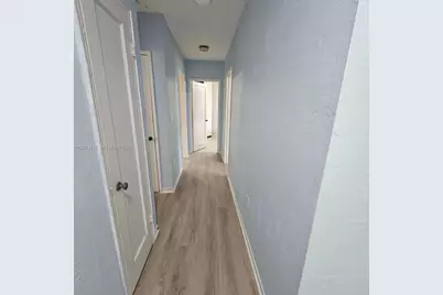 1051 SW 72nd Ct, Miami, FL 33144 - Photo 9