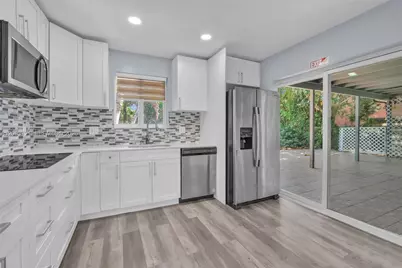 609 N 46th Ave, Hollywood, FL 33021 - Photo 7