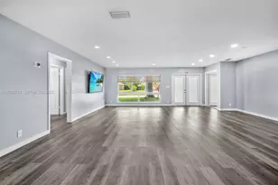 609 N 46th Ave, Hollywood, FL 33021 - Photo 9