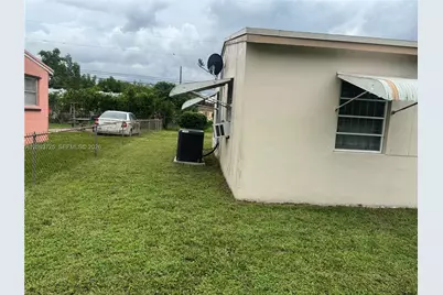 15830 NW 18th Ct, Miami Gardens, FL 33054 - Photo 11