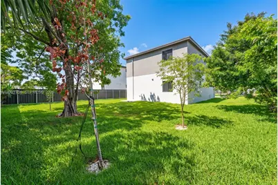 2109 NW 65 St, Unincorporated Dade County, FL 33147 - Photo 27