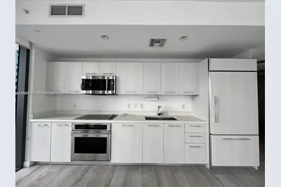 55 SW 9th St #1906, Miami, FL 33130 - Photo 3