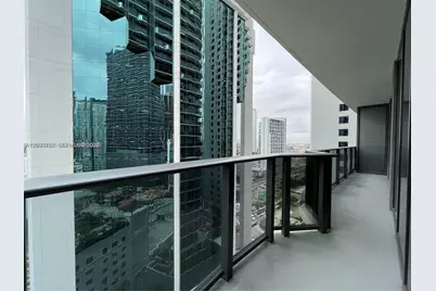 55 SW 9th St #1906, Miami, FL 33130 - Photo 9