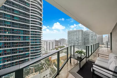 1300 S Miami Ave #2310, Miami, FL 33130 - Photo 3