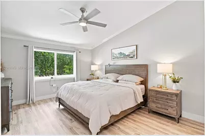 13225 NW 7th Dr, Plantation, FL 33325 - Photo 17