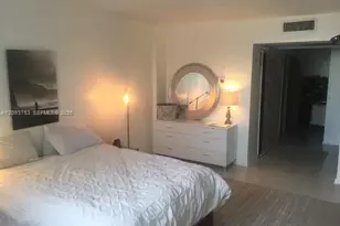 19390 Collins Ave, Sunny Isles Beach, FL 33160 - Photo 11