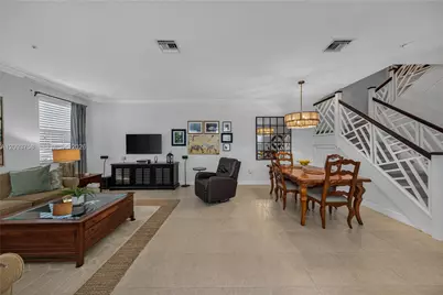 14731 SW 15th Ct, Pembroke Pines, FL 33027 - Photo 5