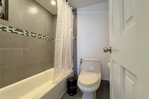 220 Washington Ave, Miami Beach, FL 33139 - Photo 13