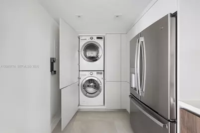 650 West Ave #1503, Miami Beach, FL 33139 - Photo 9