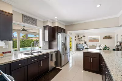19900 SW 83rd Ave, Cutler Bay, FL 33189 - Photo 15