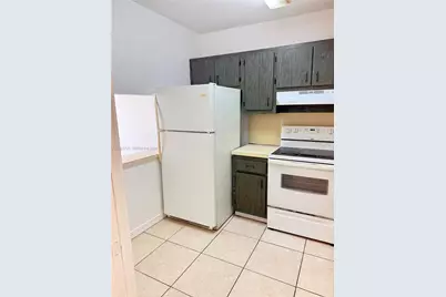 7505 SW 82nd St #305, Miami, FL 33143 - Photo 7