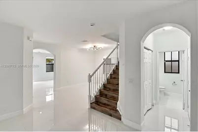 8770 NW 99th Path #0, Doral, FL 33178 - Photo 7