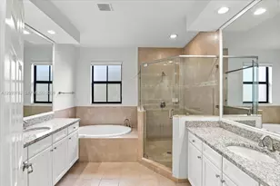 8770 NW 99th Path, Doral, FL 33178 - Photo 31