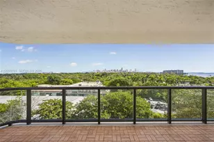 2575 S Bayshore Dr, Coconut Grove, FL 33133 - Photo 27