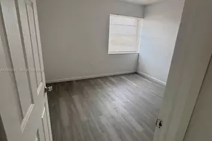 9321 SW 4th St, Miami, FL 33174 - Photo 23