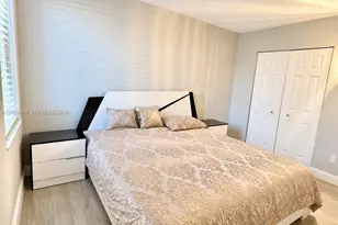 1885 W 56th St, Hialeah, FL 33012 - Photo 13
