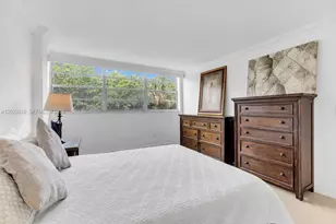16518 NE 26th Ave, North Miami Beach, FL 33160 - Photo 15