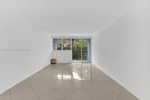 16518 NE 26th Ave, North Miami Beach, FL 33160 - Photo 3