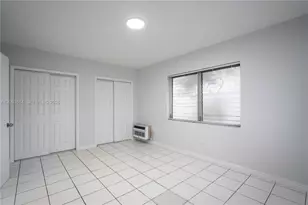 7640 Carlyle Ave, Miami Beach, FL 33141 - Photo 9