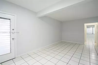 7640 Carlyle Ave #10B, Miami Beach, FL 33141 - Photo 3