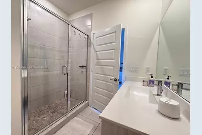 8015 NW 104th Ave #38, Doral, FL 33178 - Photo 23