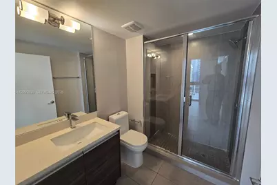 117 SW 10th Street #1702, Miami, FL 33130 - Photo 15