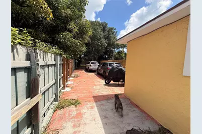 10341 NW 6th Ave, Miami, FL 33150 - Photo 3