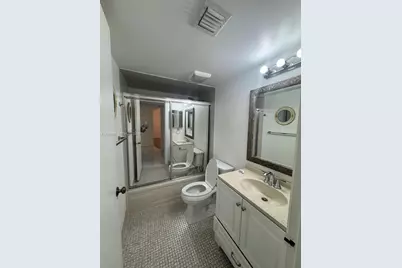 7591 NW 1st St #403, Margate, FL 33063 - Photo 9