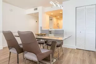 555 NE 15th St, Miami, FL 33132 - Photo 5