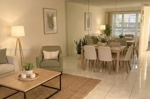 528 Mansfield M, Boca Raton, FL 33434 - Photo 3