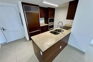 485 Brickell Ave, Miami, FL 33131 - Photo 3