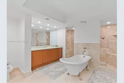 3301 NE 183rd St #2706, Aventura, FL 33160 - Photo 21