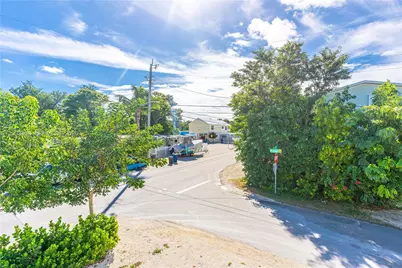 103 W Avenue A, Key Largo, FL 33037 - Photo 49