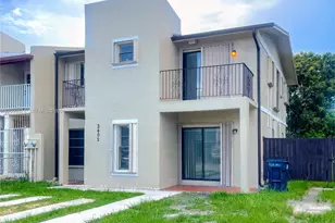 2402 SW 110th Ave, Miami, FL 33165 - Photo 1