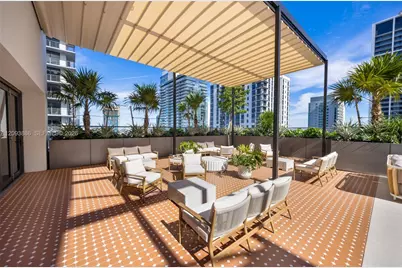 11 NE 6th St #2310, Miami, FL 33132 - Photo 31