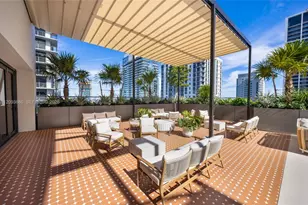 11 NE 6th St, Miami, FL 33132 - Photo 31
