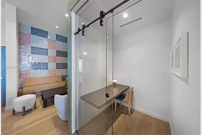 11 NE 6th St #2310, Miami, FL 33132 - Photo 45