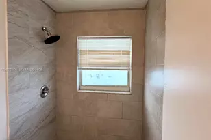 1935 SW 5th Pl, Fort Lauderdale, FL 33312 - Photo 5