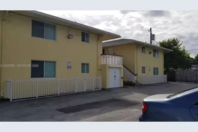 724 NE 4th St #8, Hallandale Beach, FL 33009 - Photo 13