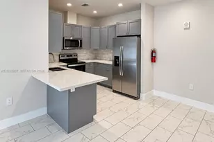 29 Palmetto Dr, Miami Springs, FL 33166 - Photo 3