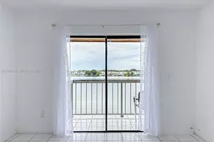 5783 W 28th Ave, Hialeah, FL 33016 - Photo 13