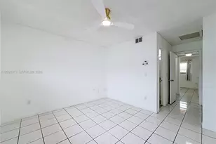5783 W 28th Ave, Hialeah, FL 33016 - Photo 15