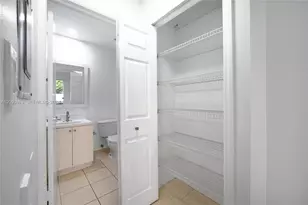 642 SW 106th Ave, Pembroke Pines, FL 33025 - Photo 17