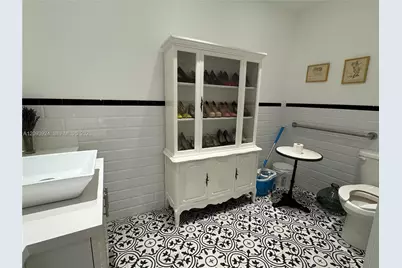 7142 NE 2nd Ave, Miami, FL 33138 - Photo 25