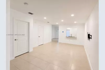 541 NE 5th Ter, Florida City, FL 33034 - Photo 13