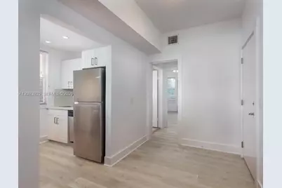 28 SW 23 Road #2, Miami, FL 33129 - Photo 5
