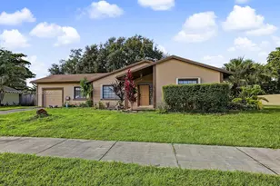 908 Cardinal Pl, Homestead, FL 33035 - Photo 5
