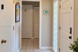 908 Cardinal Pl, Homestead, FL 33035 - Photo 3