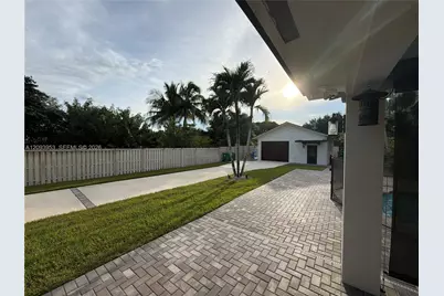 2751 SW 141st Ter, Davie, FL 33330 - Photo 79